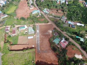 Đất mặt tiền Lý Chính Thắng, Phường 2