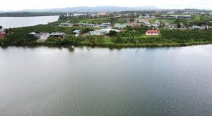 Bán 1700m2 đất nhà vườn, 300m thổ cư giáp hồ Bảo Lâm