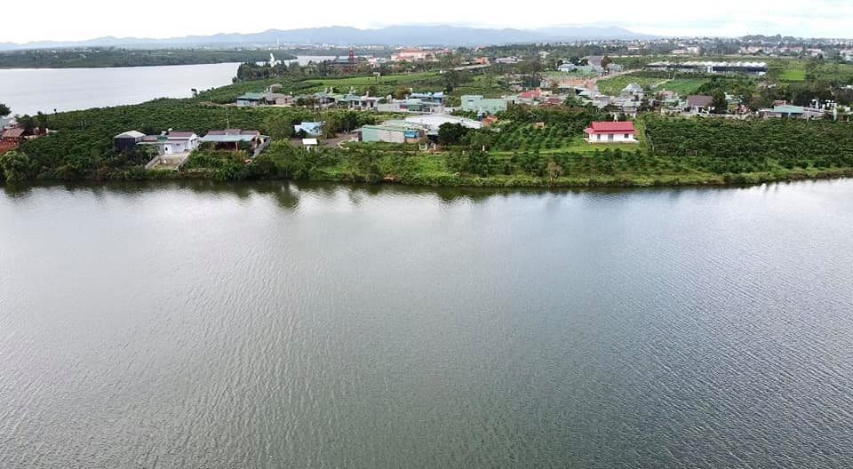 Bán 1700m2 đất nhà vườn, 300m thổ cư giáp hồ Bảo Lâm