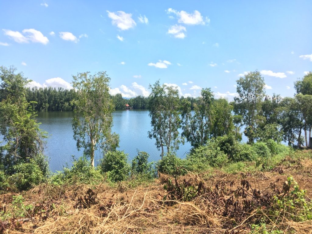 Bán 15.000 m2 (1,5 hecta) giáp hồ Cánh Bướm Lộc Thắng Bảo Lâm Lâm Đồng