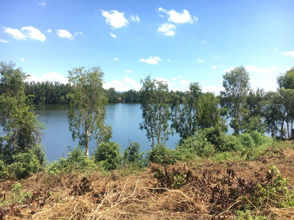 Bán 15.000 m2 (1,5 hecta) giáp hồ Cánh Bướm Lộc Thắng Bảo Lâm Lâm Đồng