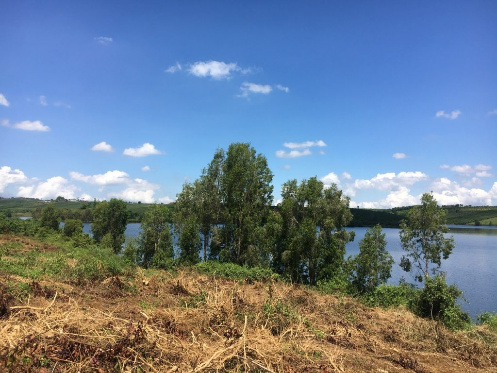 Bán 15.000 m2 (1,5 hecta) giáp hồ Cánh Bướm Lộc Thắng Bảo Lâm Lâm Đồng