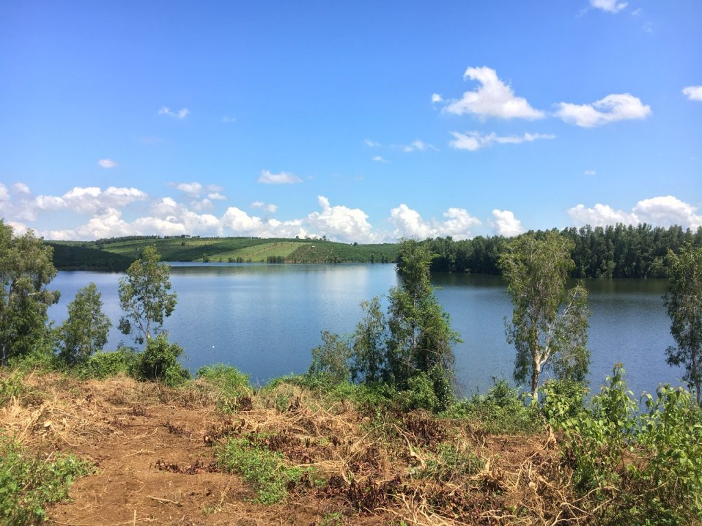 Bán 15.000 m2 (1,5 hecta) giáp hồ Cánh Bướm Lộc Thắng Bảo Lâm Lâm Đồng