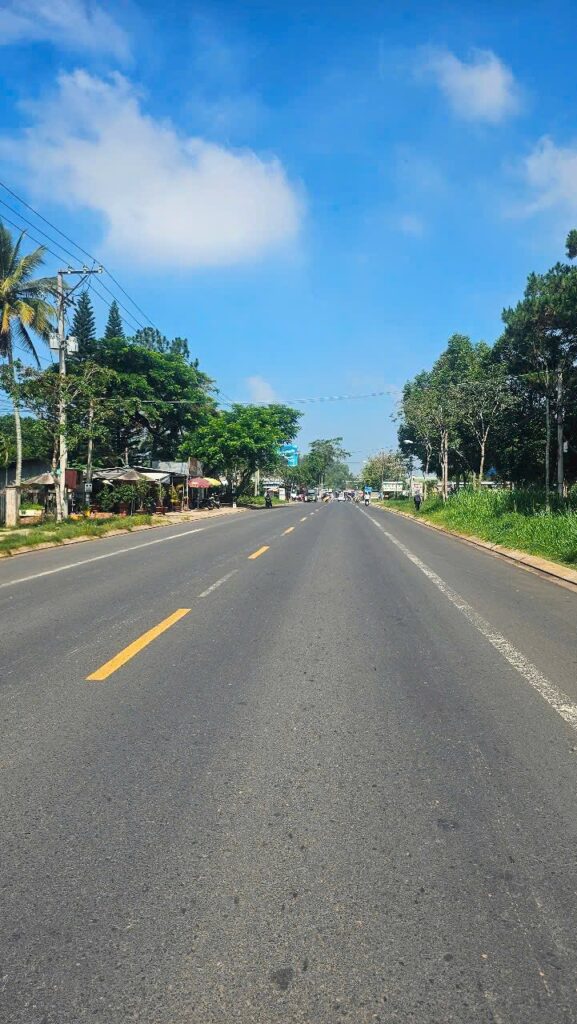 Bán 1,1 sào mặt tiền Quốc Lộ 20 Lộc Sơn Bảo Lộc Lâm Đồng