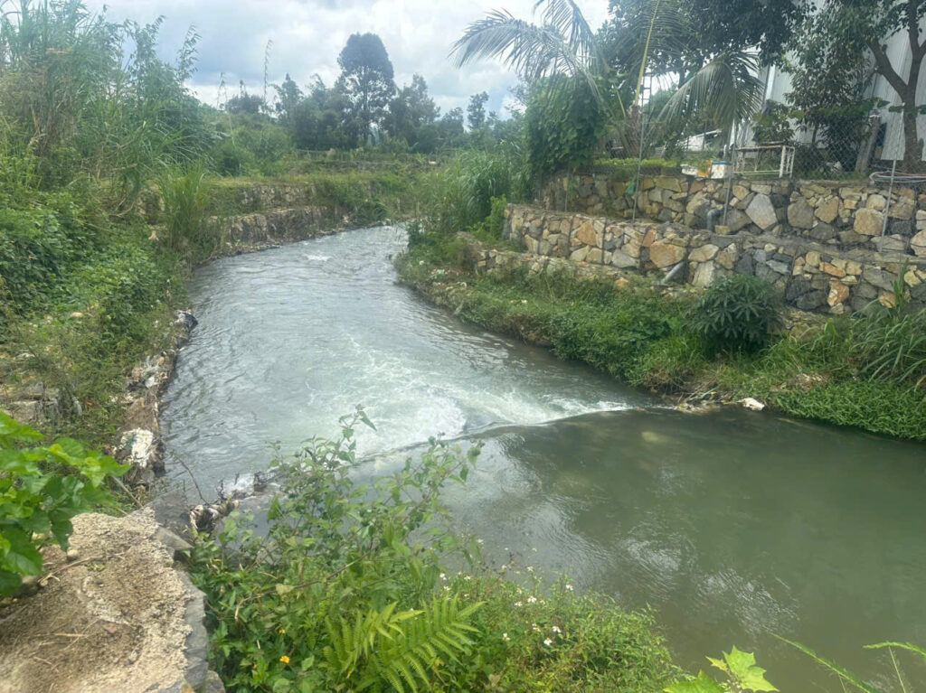 Bán 3 sào nghỉ dưỡng Giáp suối hẻm Ỷ Lan Phường Bảo Lộc Lâm Đồng