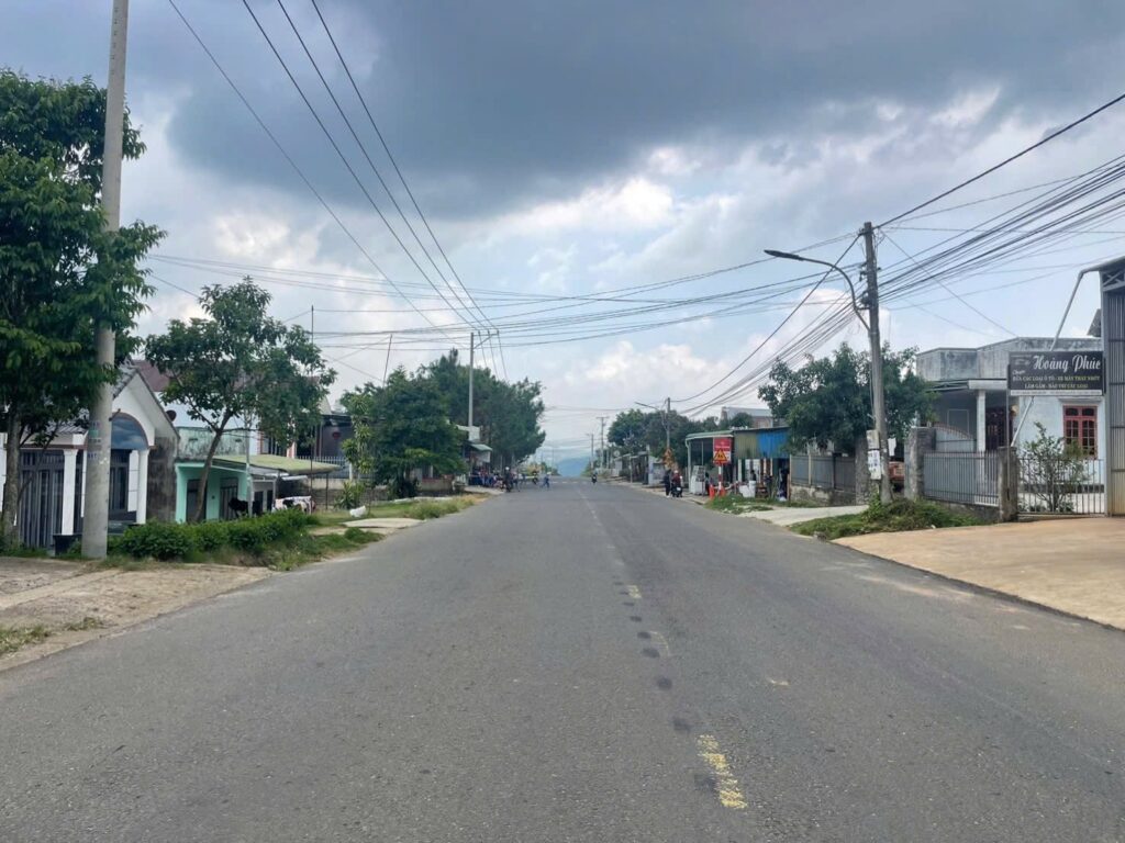 Bán 1,161m2 góc 2 mặt tiền Lê Phụng Hiểu Bảo Lộc Lâm Đồng