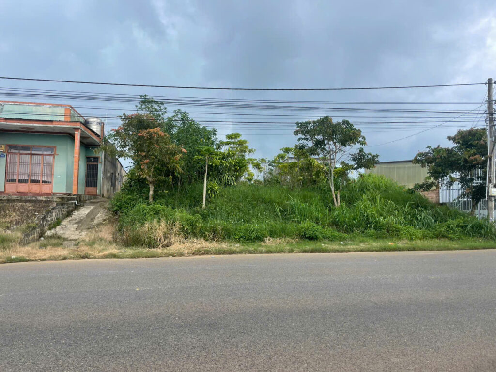 Bán 1,161m2 góc 2 mặt tiền Lê Phụng Hiểu Bảo Lộc Lâm Đồng