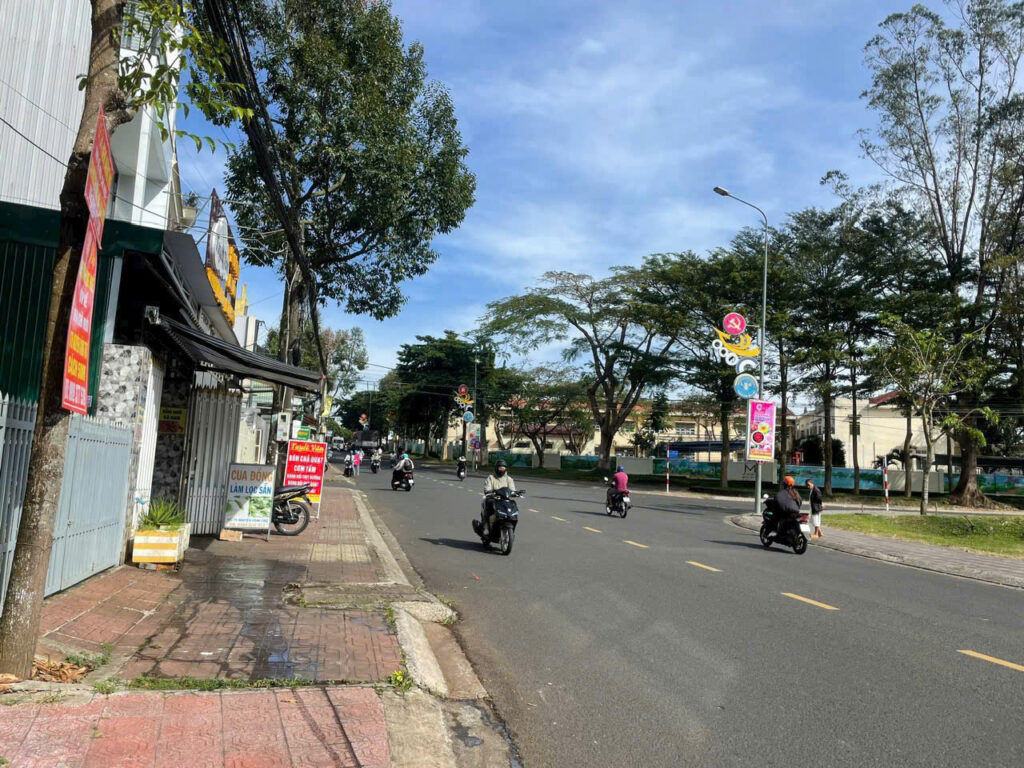 Bán nhà Góc 2 mặt tiền Nguyễn Công Trứ Phường 2 Bảo Lộc